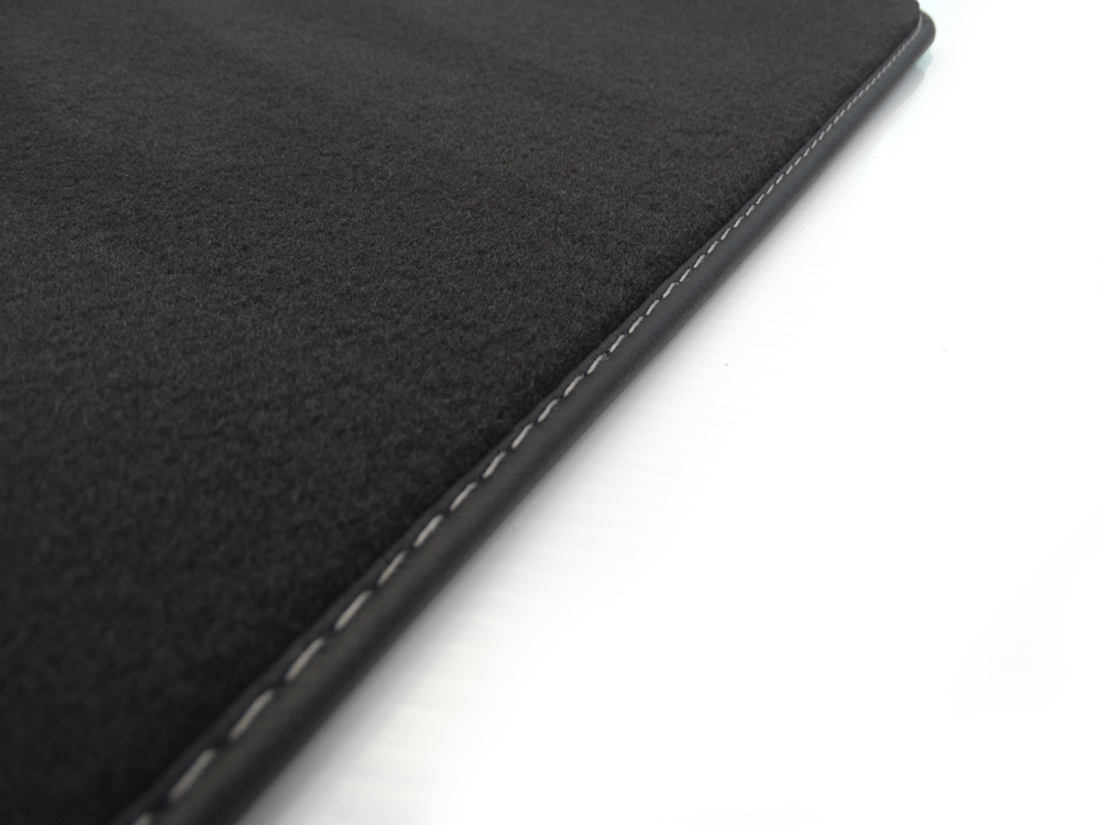 MOTOS Velours-Fußmatten Für Jeep Grand Cherokee - Premium Passform 2010-2021